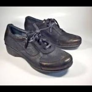dansko loretta